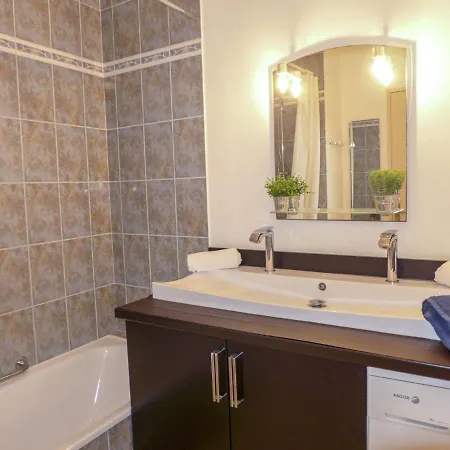 Le Clos Saens-1 By Interhome